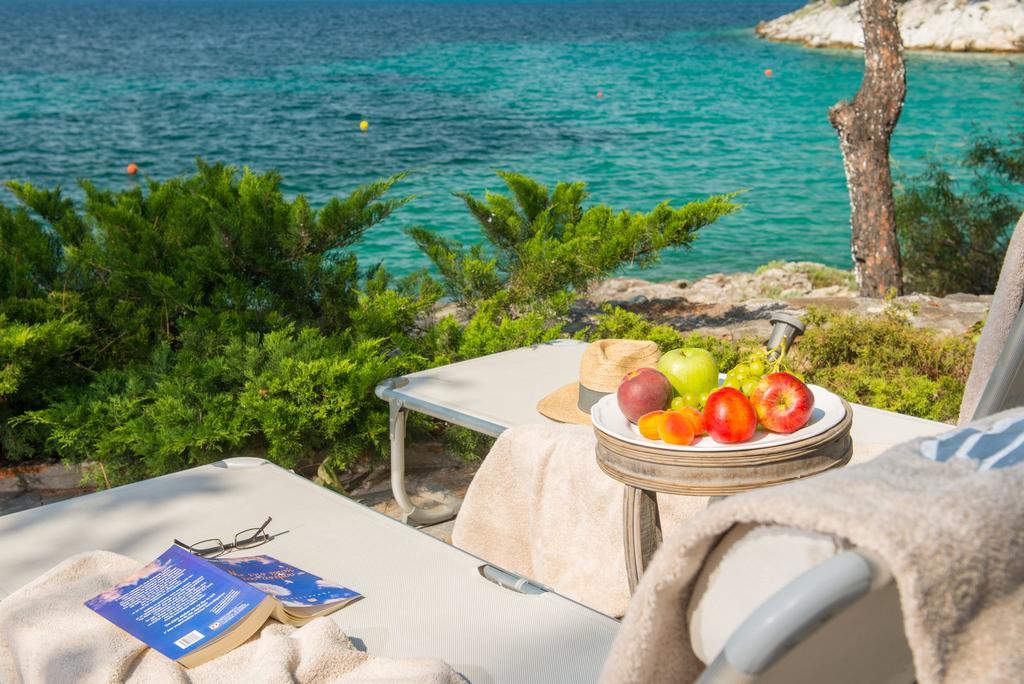 Amicasa Private Seaside Suite Пахис Экстерьер фото