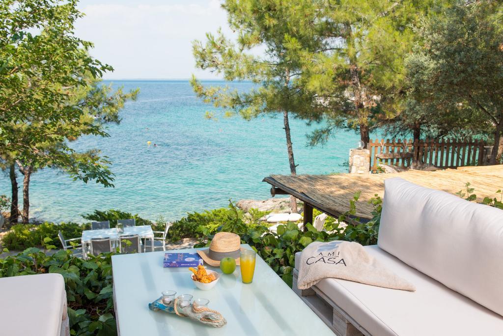 Amicasa Private Seaside Suite Пахис Экстерьер фото